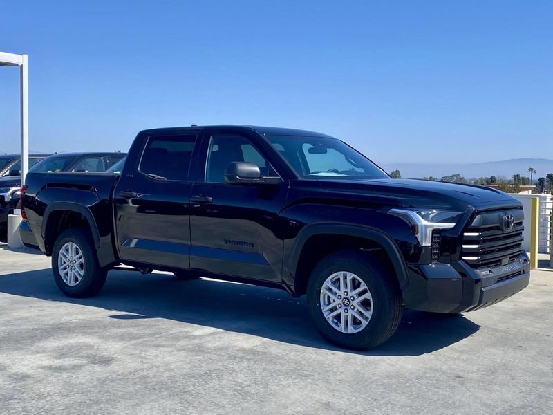 2025 Toyota Tundra SR5Image 2