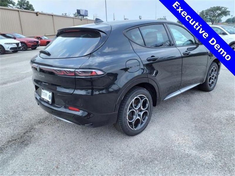 2024 Alfa Romeo Tonale Ti in a Alfa Black exterior color and Tan/Blackinterior. Northside Imports Houston 281-475-4549 northsideimportshouston.com 