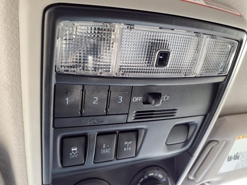 Used 2019 Toyota 4Runner TRD Off-Road PremiumImage 26