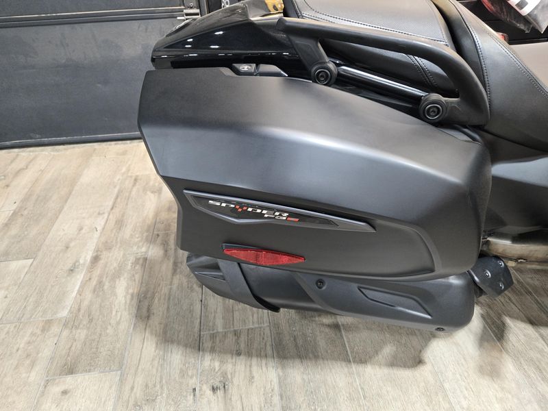 USED 2018 CAN-AM SPYDER F3T Image 7