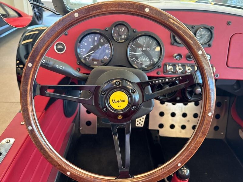 2023 Vanderhall Venice GTS