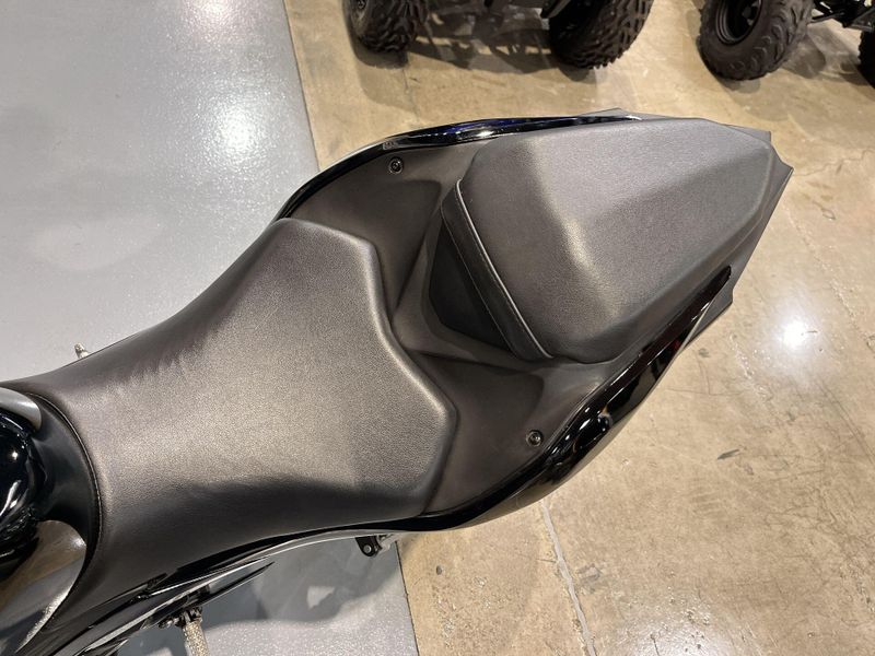Used 2025 Kawasaki NINJA 500 Image 18