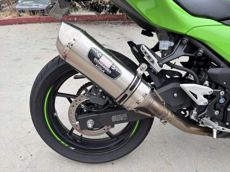 Used 2025 Kawasaki NINJA 500 KRT SE ABS Image 21
