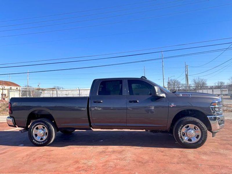 New 2025 RAM 2500 TradesmanImage 4