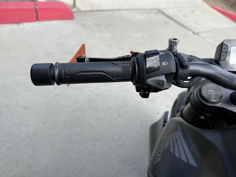 Used 2024 Honda CB300R ABS Image 8