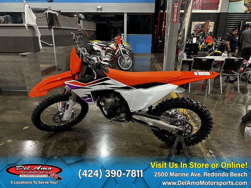 2024 KTM 350 SX-F  in a ORANGE exterior color. Del Amo Motorsports of Redondo Beach (424) 304-1660 delamomotorsports.com 