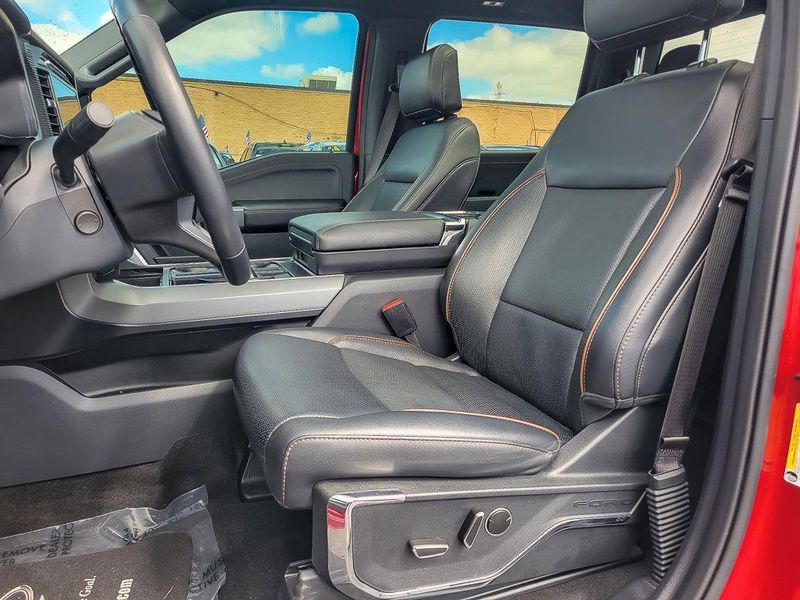 2024 Ford F-150 Lariat photo 10