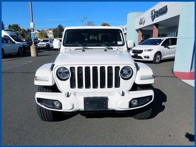 2021 Jeep Gladiator OverlandImage 3