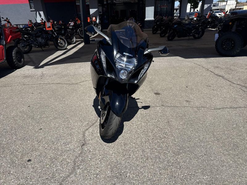 Used 2024 Suzuki HAYABUSA CA Image 11