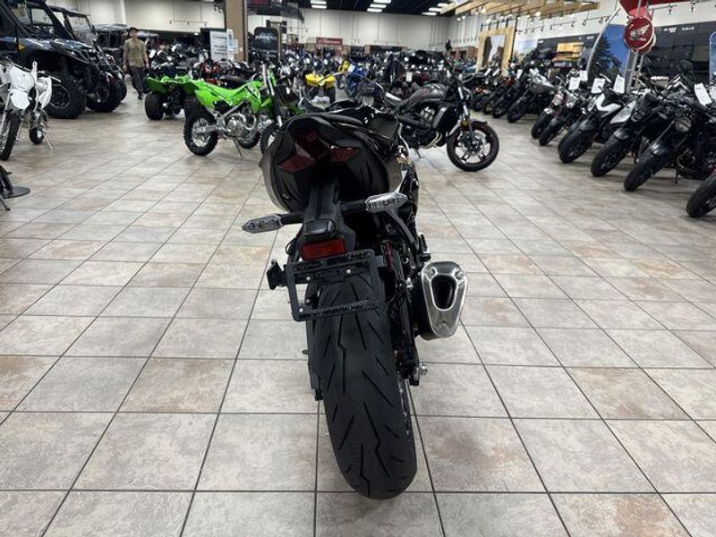 New 2026 Kawasaki NINJA ZX-6R Image 15