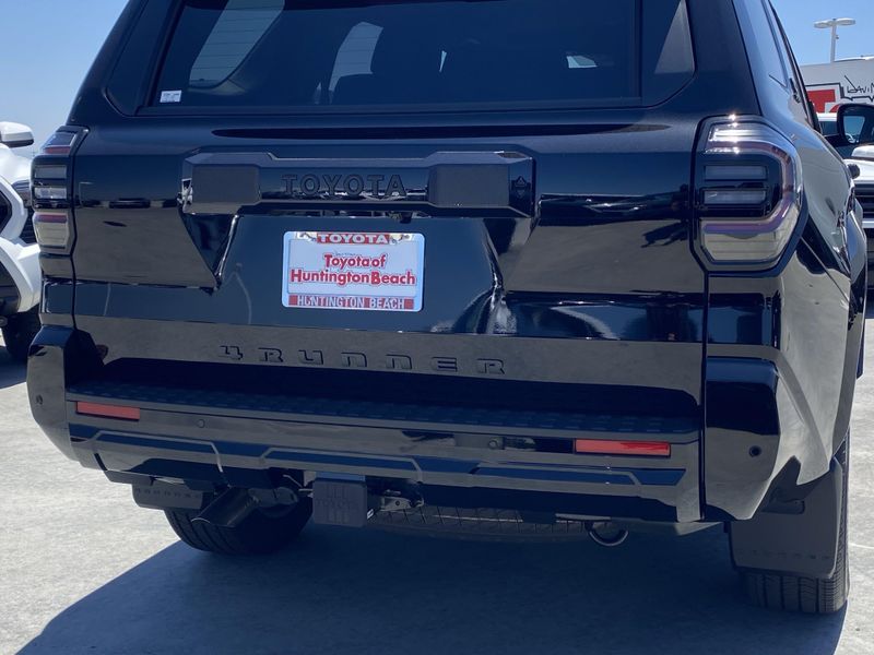 New 2025 Toyota 4Runner TRD Sport PremiumImage 4