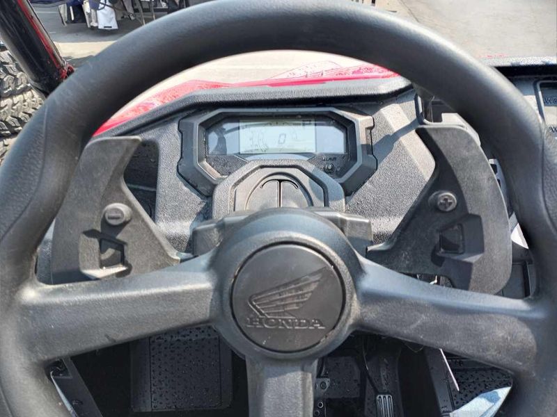 2025 Honda PIONEER 1000 
