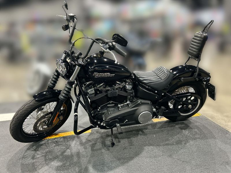 Used 2019 Harley-Davidson SOFT TAIL STREET BOB Image 11