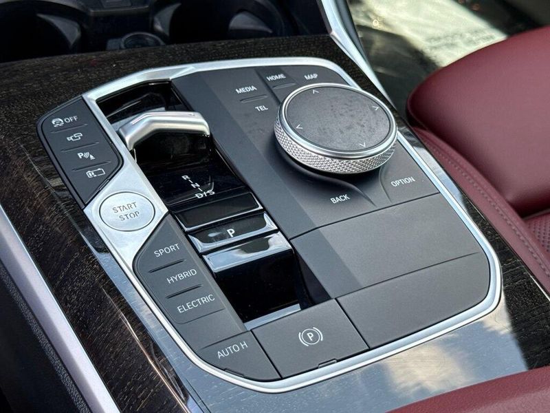 Used 2023 BMW 3 Series 330e iPerformanceImage 26