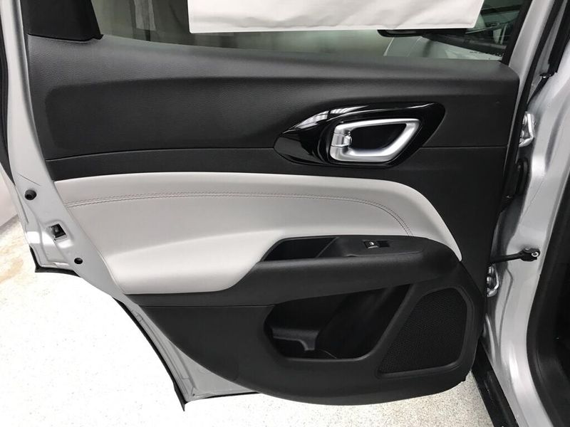New 2026 Jeep Compass Limited 4x4Image 8