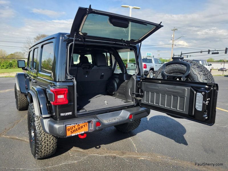 New 2026 Jeep Wrangler 4-door Rubicon X