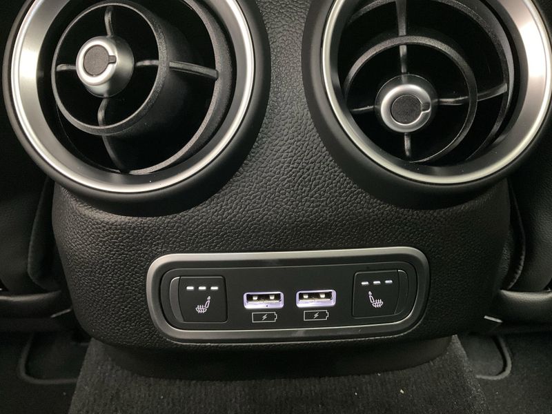 New 2026 Alfa Romeo Giulia AwdImage 17