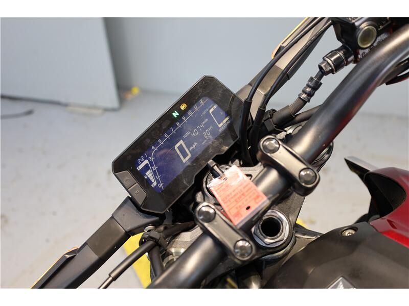 Used 2019 Honda CB300R Image 14