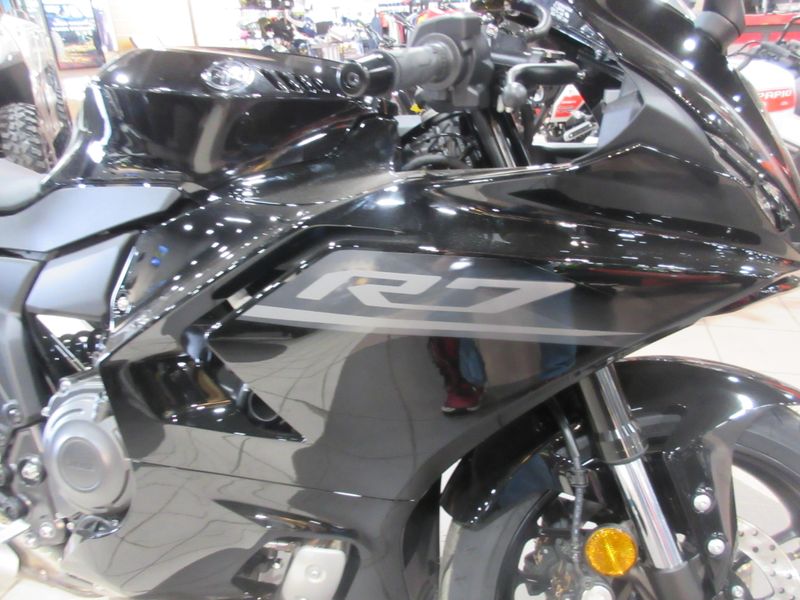 NEW 2026 YAMAHA YZF-R7 Image 9