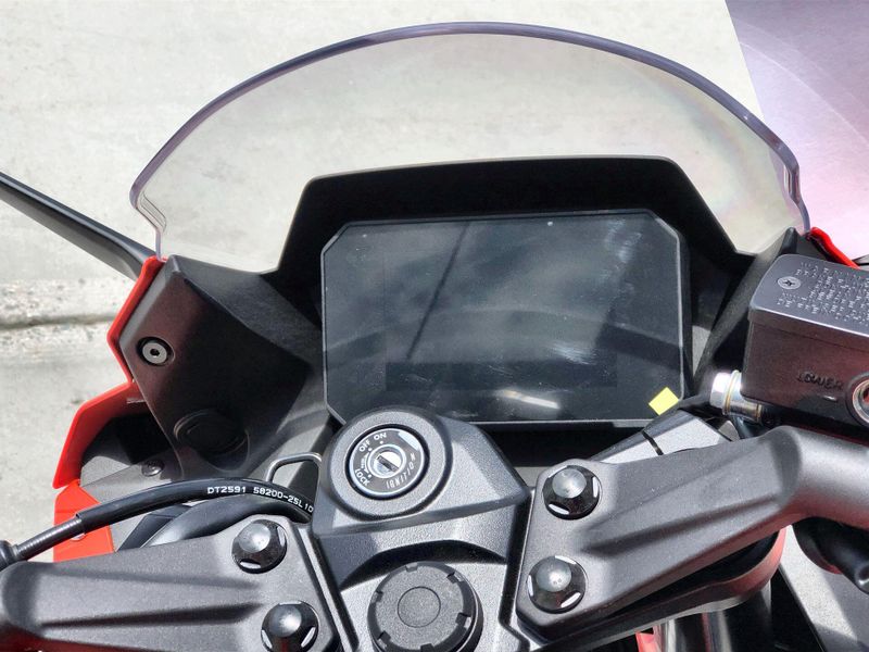 New 2026 Suzuki GSX 8R Image 23