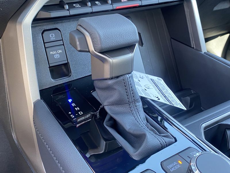 2025 Toyota Tundra LimitedImage 18