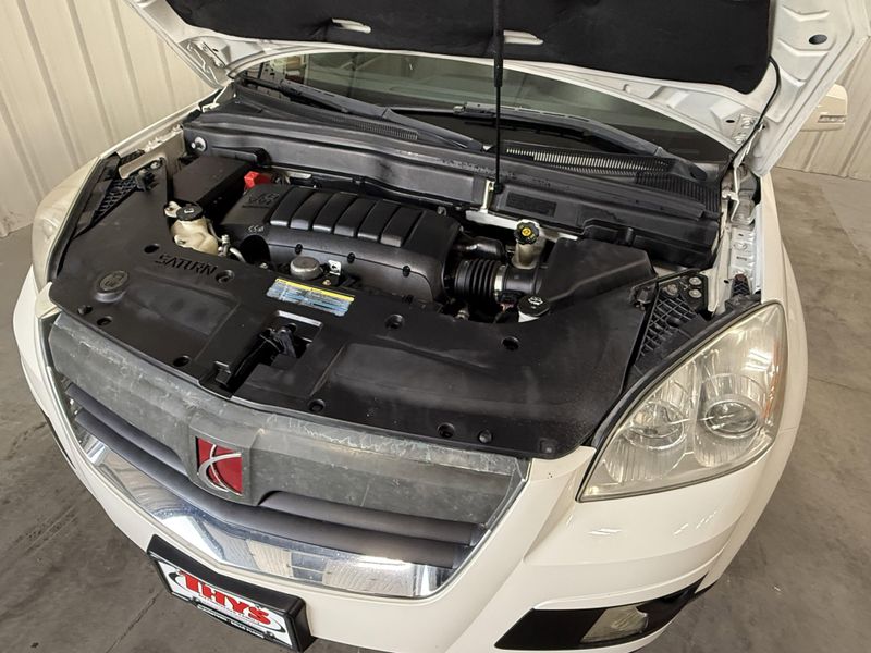 Used 2010 Saturn Outlook XE PremiumImage 18