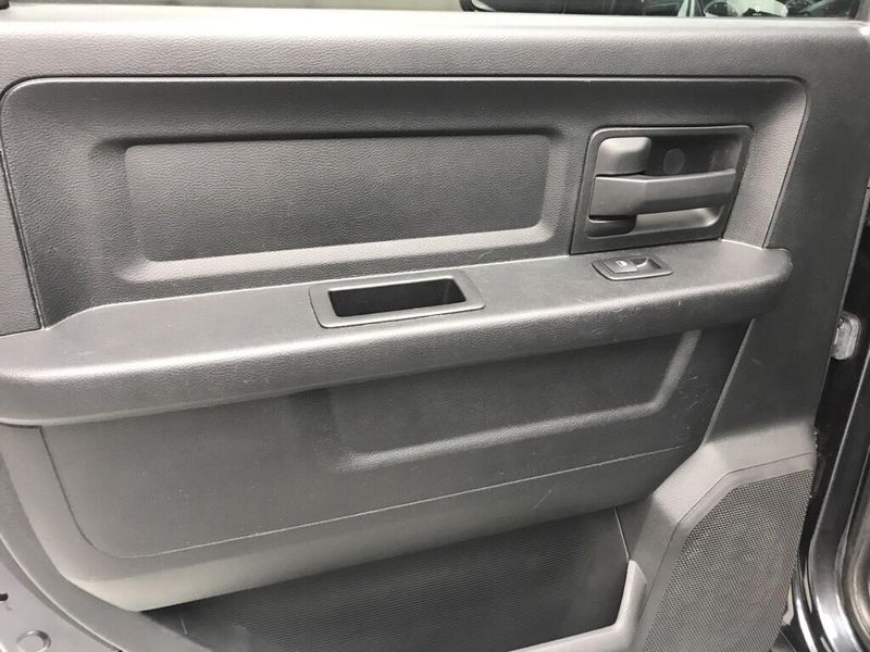 Used 2014 RAM 1500 ExpressImage 14