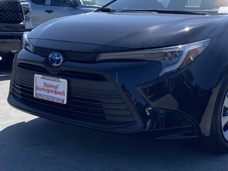 Used 2025 Toyota Corolla LEImage 7