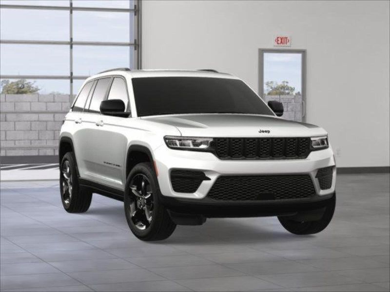 2025 Jeep Grand Cherokee Altitude photo 7