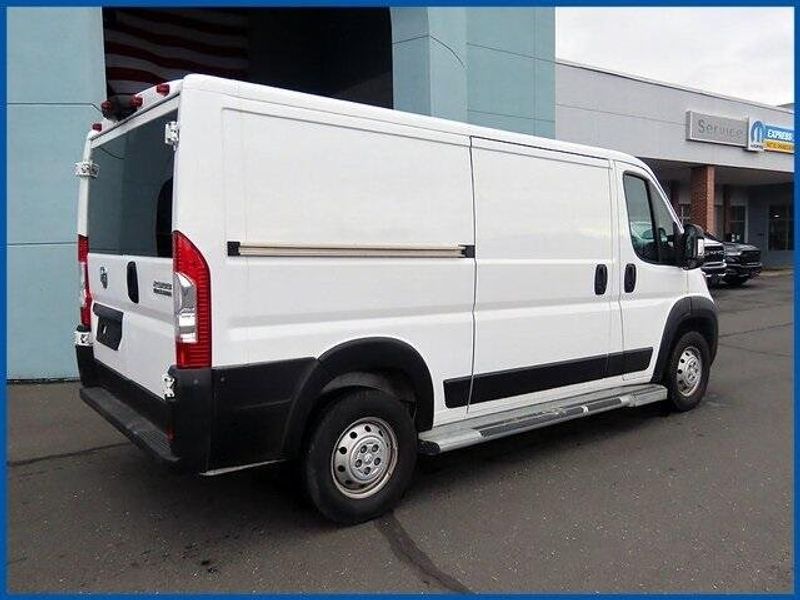 2023 RAM ProMaster 2500 BaseImage 6