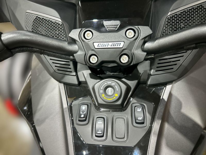New 2026 Can-Am SPYDER RT LIMITED (SE6) Image 25