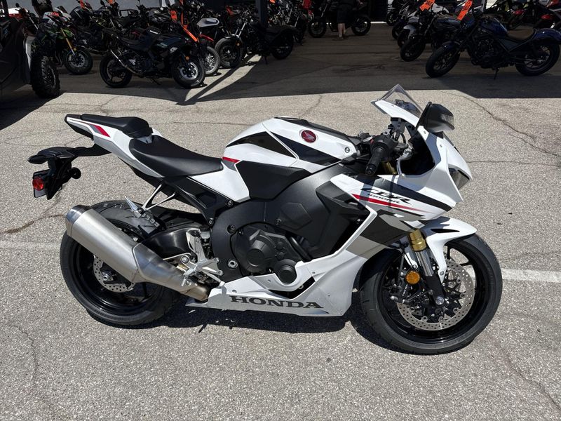 New 2026 Honda CBR1000RR ABS Image 10