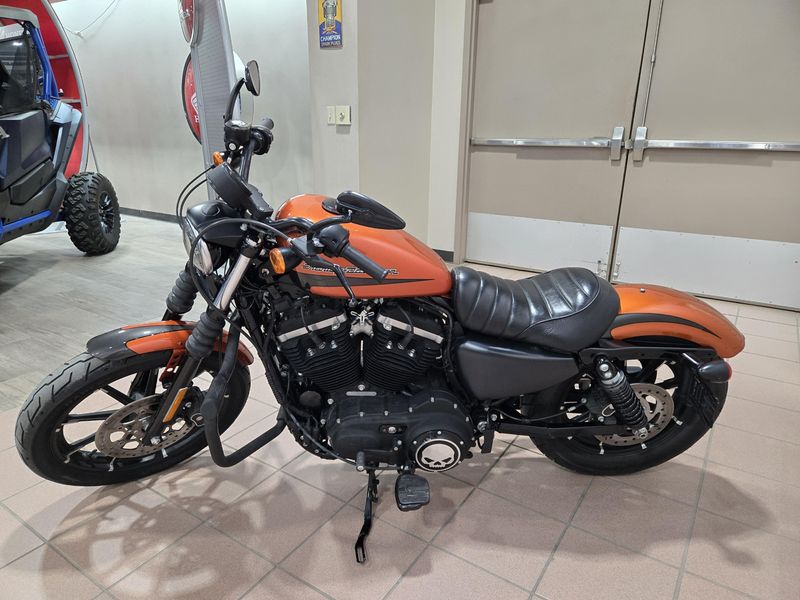 2020 HARLEY SPORTSTER IRON 883 ORANGE Image 6