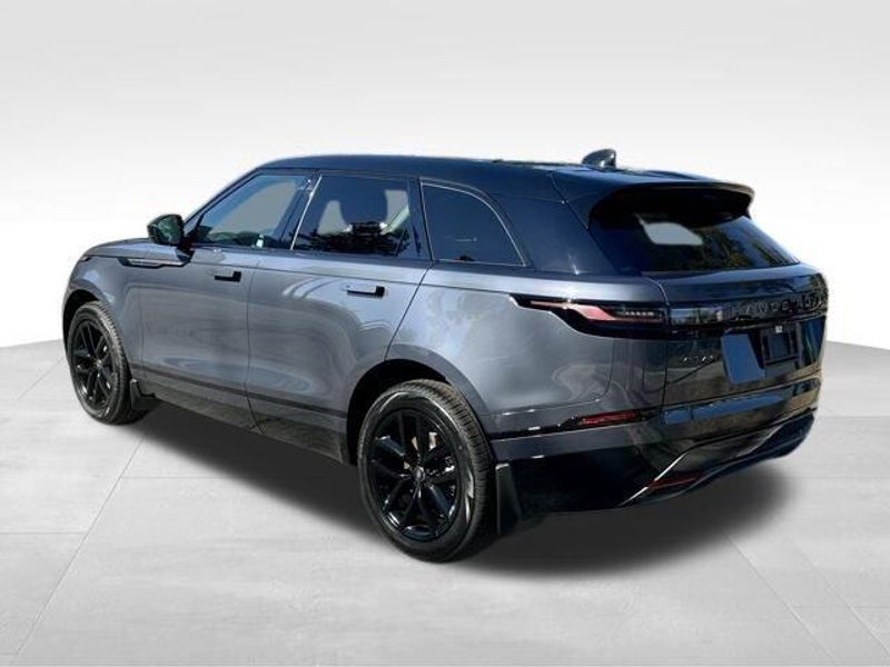 Used 2025 Land Rover Range Rover Velar Dynamic SE