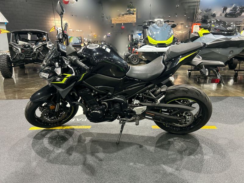 Used 2024 Kawasaki Z900 ABS Image 16