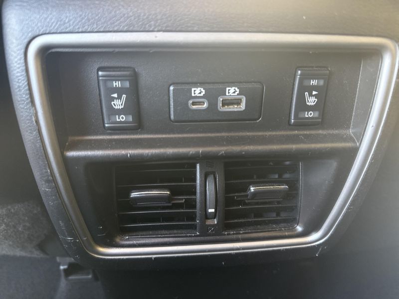 Used 2021 Nissan Murano PlatinumImage 13