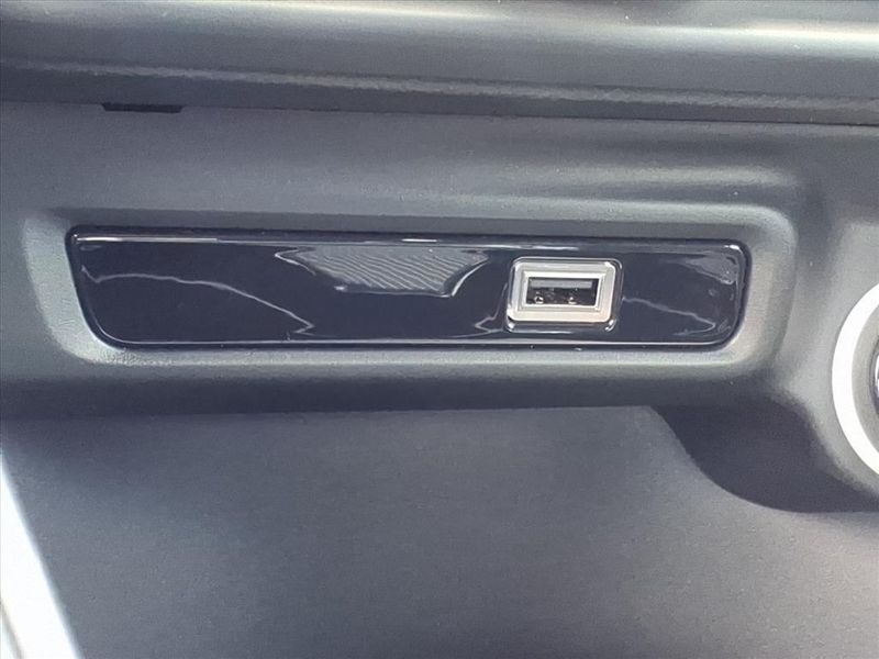 New 2025 Alfa Romeo Giulia AwdImage 21