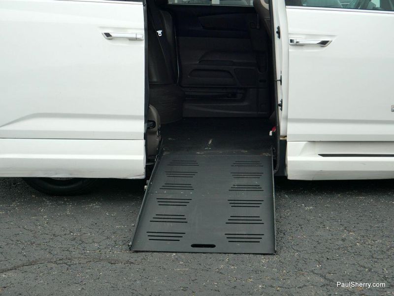 2013 Honda Odyssey EX-L photo 10
