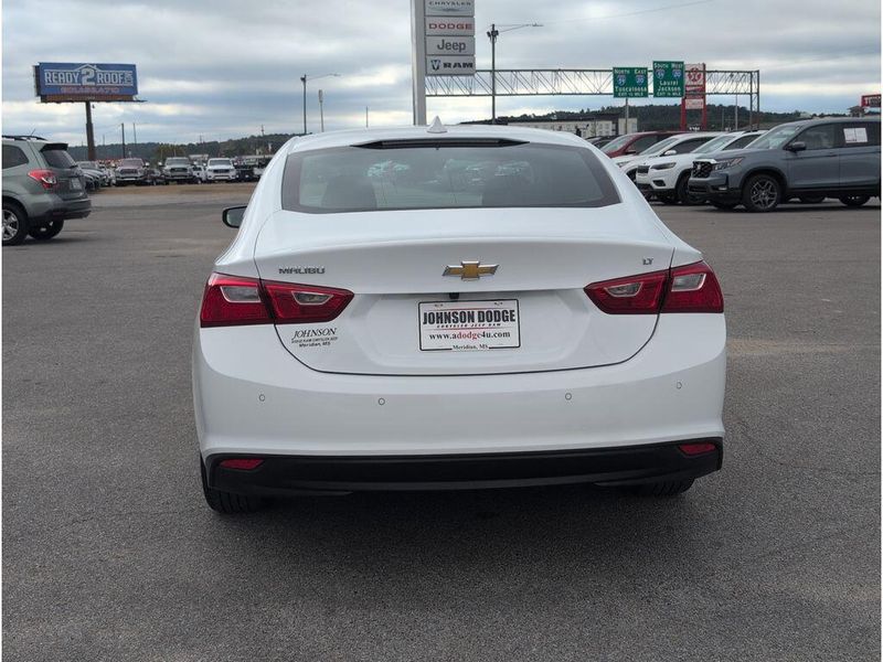 Used 2024 Chevrolet Malibu LTImage 4