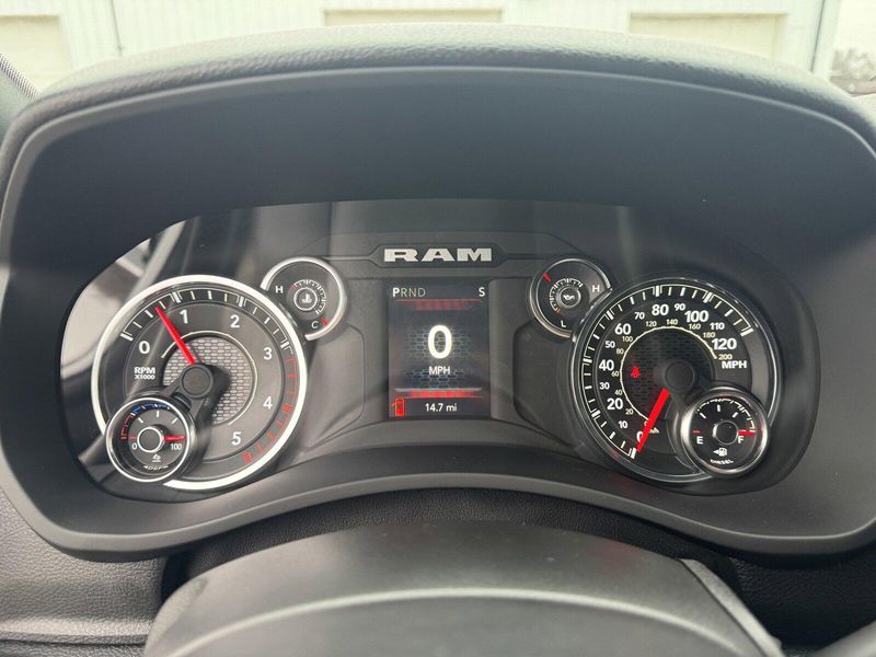 2024 RAM 3500 Chassis Cab TradesmanImage 19