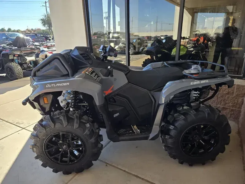 NEW 2026 CAN-AM OUTLANDER X MR 700 Image 2