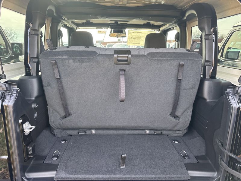 New 2026 Jeep Wrangler 2-door Sport SImage 9
