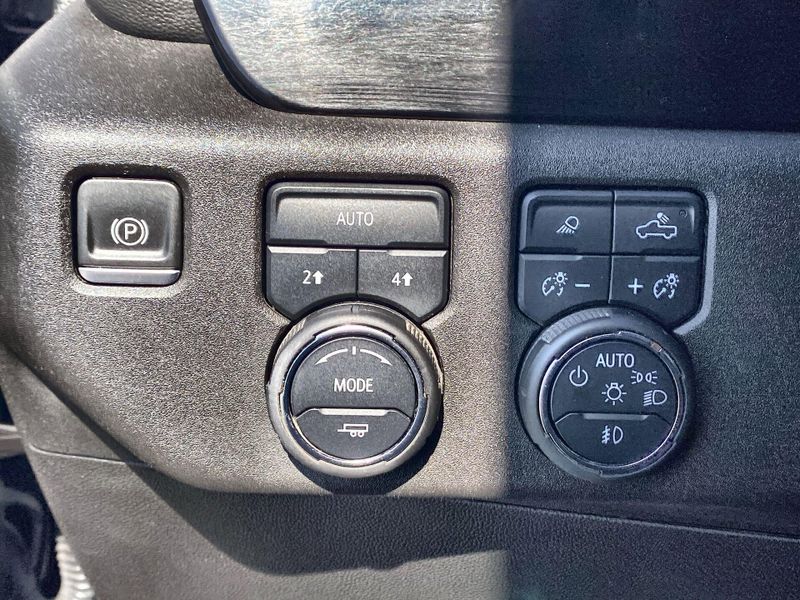 2023 Chevrolet Silverado 1500 LTZImage 18