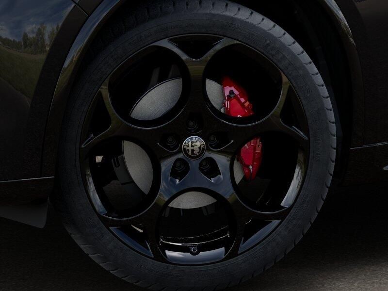 New 2025 Alfa Romeo Stelvio AwdImage 30