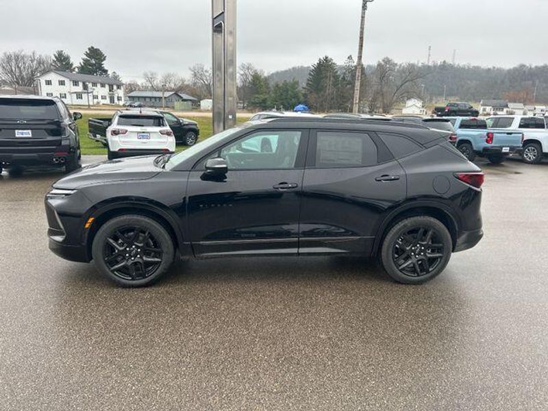 2026 Chevrolet Blazer RS photo 2