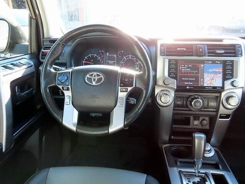 2023 Toyota 4Runner SR5 PremiumImage 10