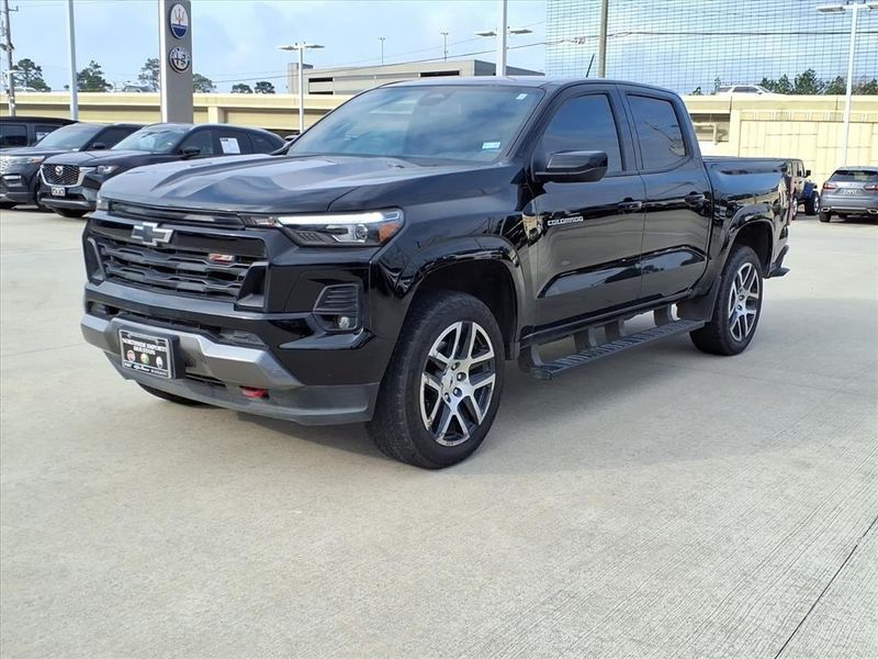 Used 2023 Chevrolet Colorado Z71Image 2