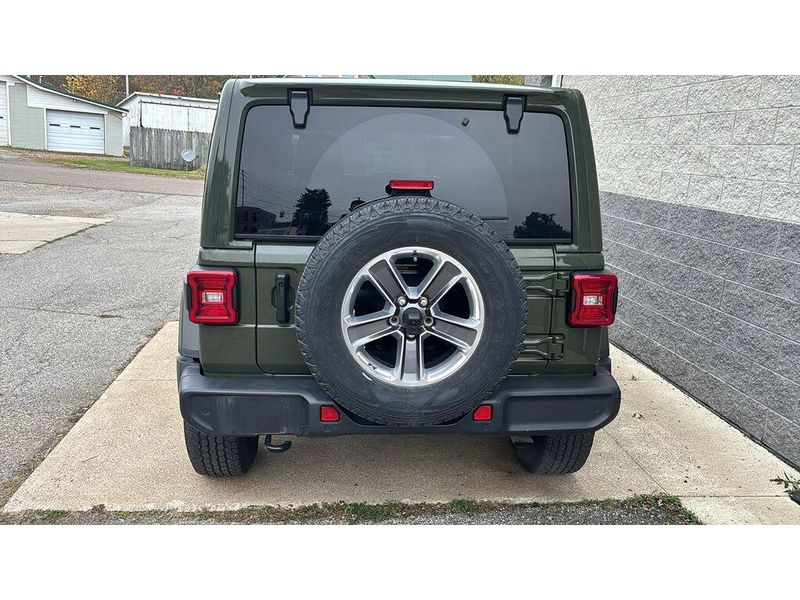 Used 2021 Jeep Wrangler Unlimited SaharaImage 4