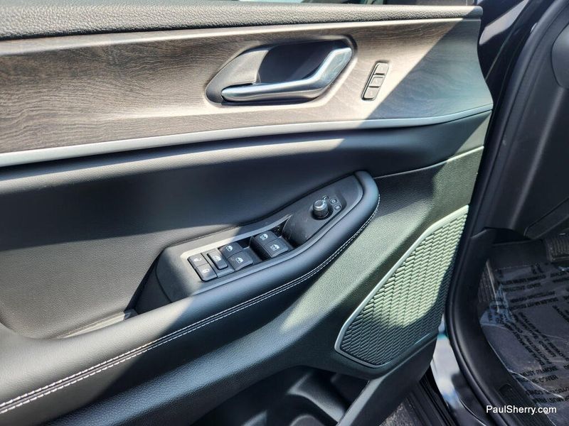 New 2026 Jeep Grand Cherokee Limited 4x4