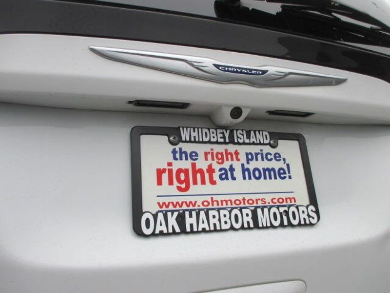 Used 2020 Chrysler Voyager LXIImage 10